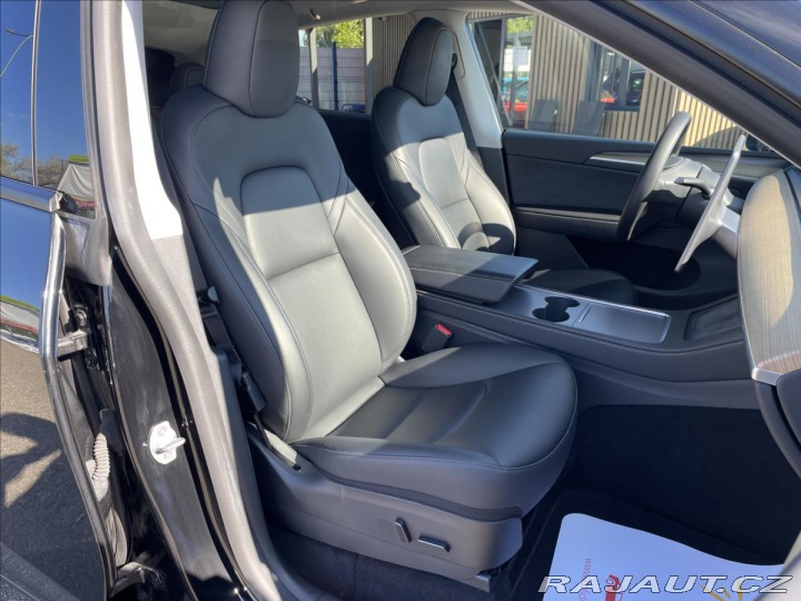 Tesla Model Y LR AWD R20*AMD*Záruka do 2022