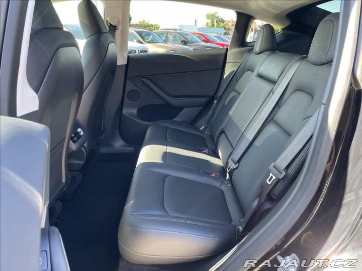 Tesla Model Y LR AWD R20*AMD*Záruka do 2022