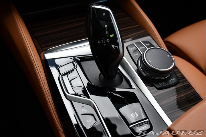 BMW 5 530d LUXURY LINE LASER K3 2020