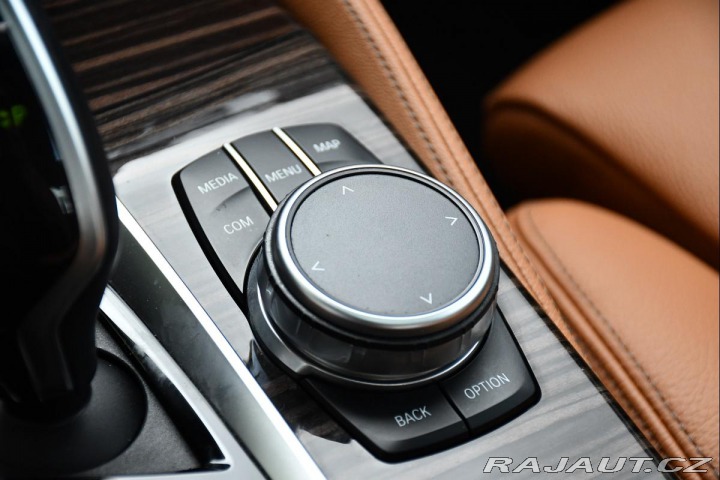BMW 5 530d LUXURY LINE LASER K3 2020