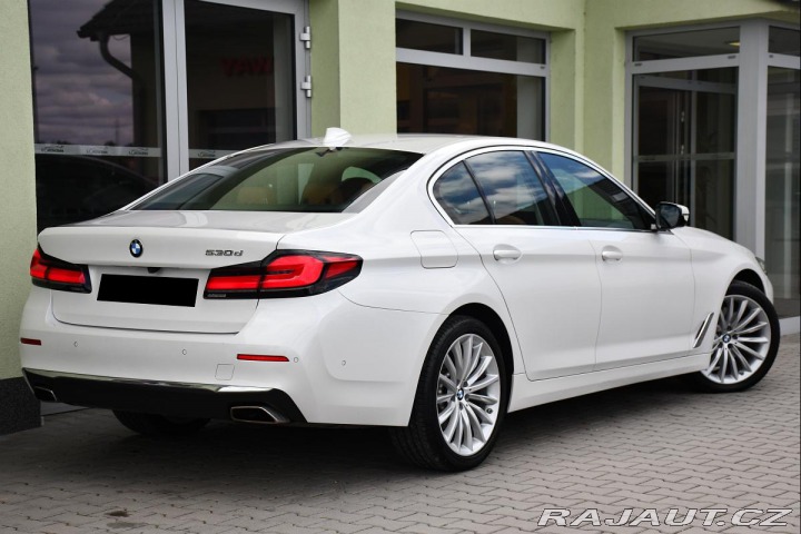 BMW 5 530d LUXURY LINE LASER K3 2020
