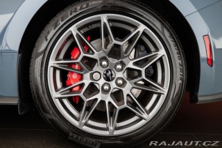 Ford Mustang  2024