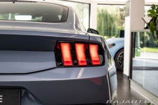 Ford Mustang  2024