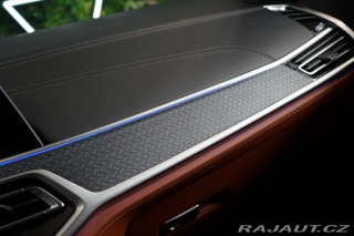 BMW X7 M50i*B&W*VERDE ERMES* 2022