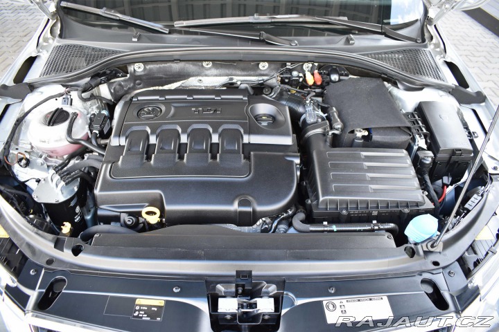 Škoda Octavia 1.6 TDI AMBITION*DSG*KAME 2015