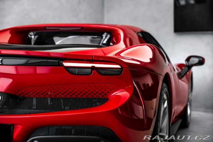 Ferrari 296 GTB 2023