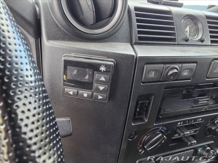 Land Rover Defender 2,4 TD4 LD110 expediční s 2010