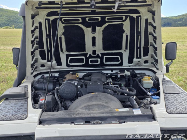 Land Rover Defender 2,4 TD4 LD110 expediční s 2010