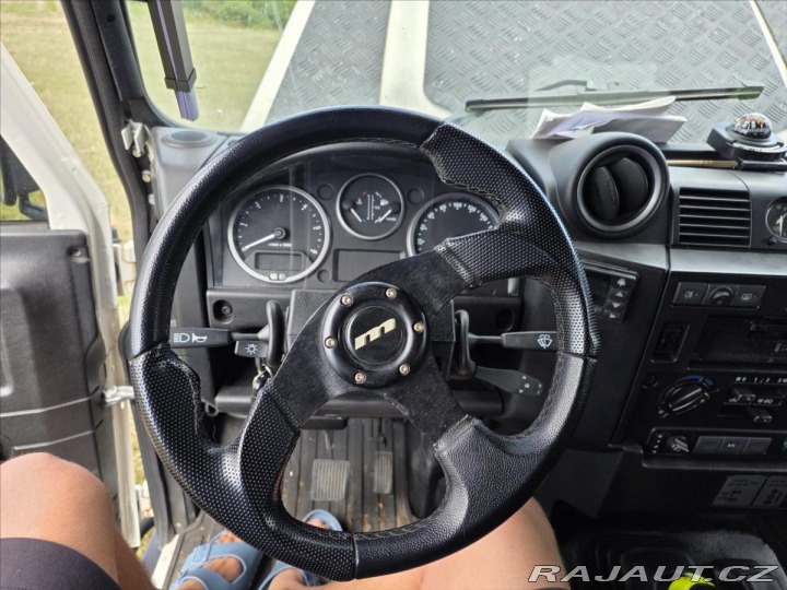 Land Rover Defender 2,4 TD4 LD110 expediční s 2010