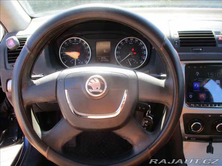 Škoda Octavia 1,6 TDi 77kw klima, Tažné 2012