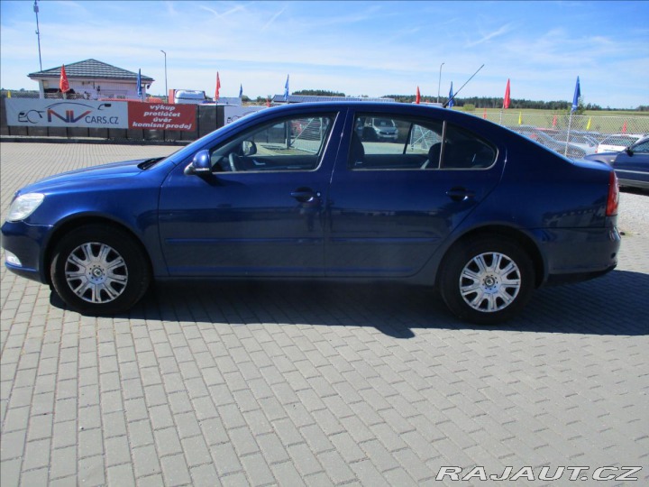 Škoda Octavia 1,6 TDi 77kw klima, Tažné 2012