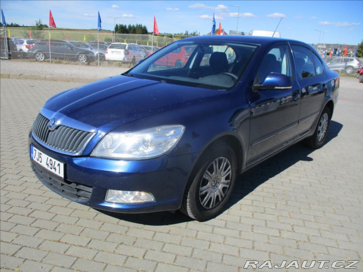 Škoda Octavia 1,6 TDi 77kw klima, Tažné 2012