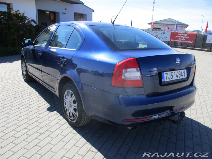 Škoda Octavia 1,6 TDi 77kw klima, Tažné 2012