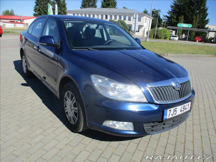 Škoda Octavia 1,6 TDi 77kw klima, Tažné 2012