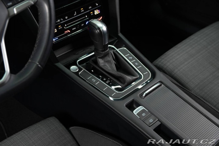 Volkswagen Passat Variant 2.0 TDI EVO Eleg 2022