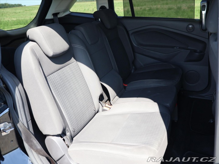 Ford Grand C-MAX 2,0 TDCI 110kW 7-Míst 1.M 2015
