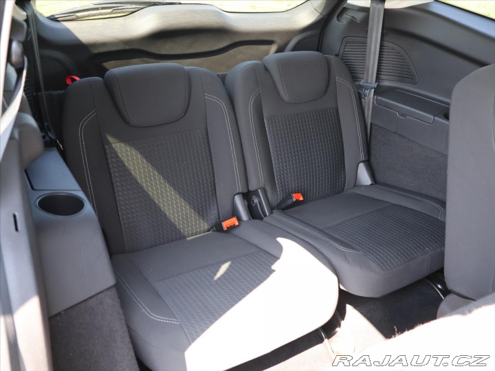 Ford Grand C-MAX 2,0 TDCI 110kW 7-Míst 1.M 2015