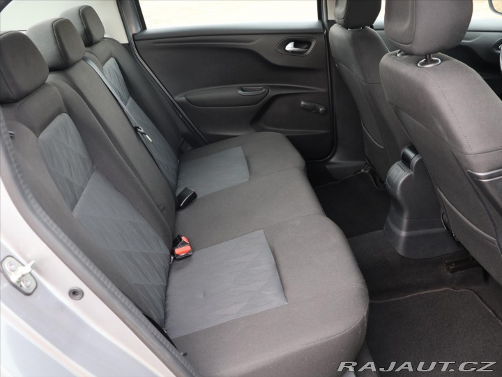 Citroën C-Elysée 1,2 PT Selection Navi 1.M 2018