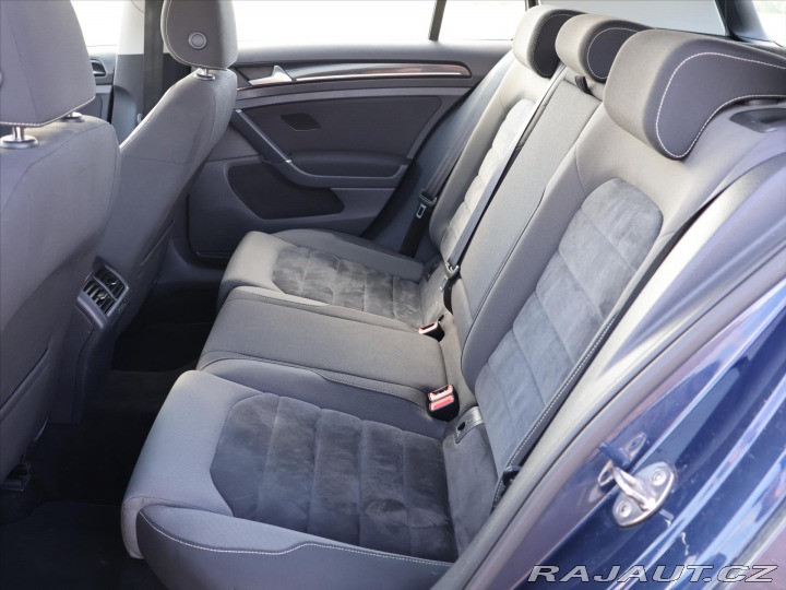 Volkswagen Golf 1,4 TSI 90kW Highline Xen 2013