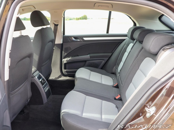 Škoda Superb 2,0 TDI Exclusive Xenon 1 2013