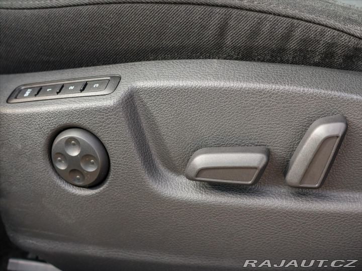 Škoda Superb 2,0 TDI Exclusive Xenon 1 2013