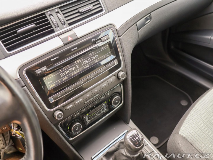 Škoda Superb 2,0 TDI Exclusive Xenon 1 2013