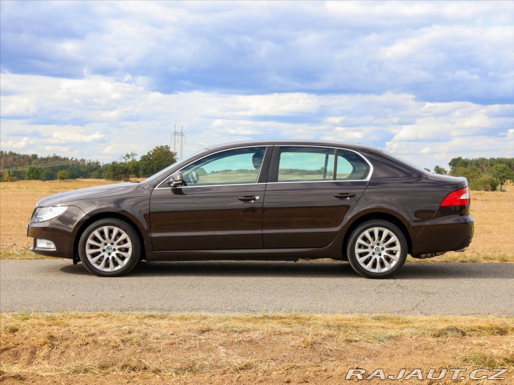 Škoda Superb 2,0 TDI Exclusive Xenon 1 2013