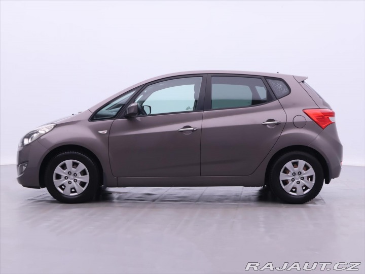 Hyundai ix20 1,4 i 66kW Klima CZ 1.Maj 2011