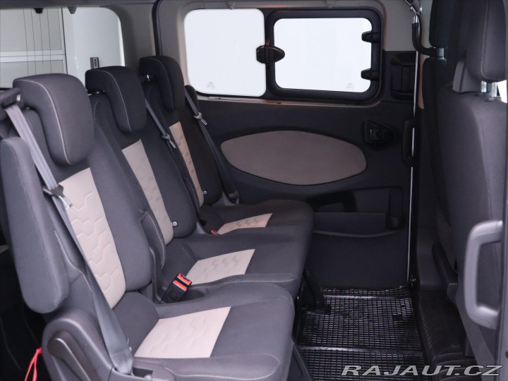 Ford Tourneo Custom 2,0 TDCi 9-Míst Servis. k 2017