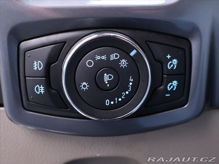 Ford Tourneo Custom 2,0 TDCi 9-Míst Servis. k 2017
