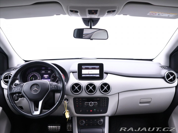 Mercedes-Benz B 1,8 180CDI Automat Kůže C 2013