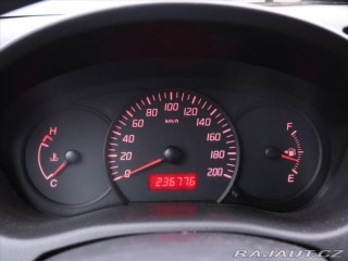 Suzuki Swift 1,3 i 67kW CZ Serv.kniha 2006