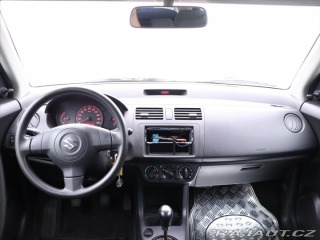 Suzuki Swift 1,3 i 67kW CZ Serv.kniha 2006
