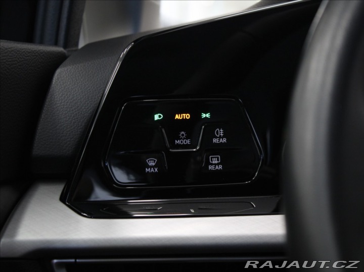 Volkswagen Golf 1,0 TSi 81kW DSG Life KAM 2023