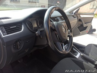 Škoda Octavia 2,0   3 1800
