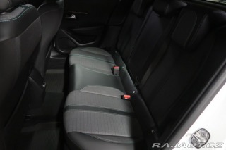 Peugeot 208  2022