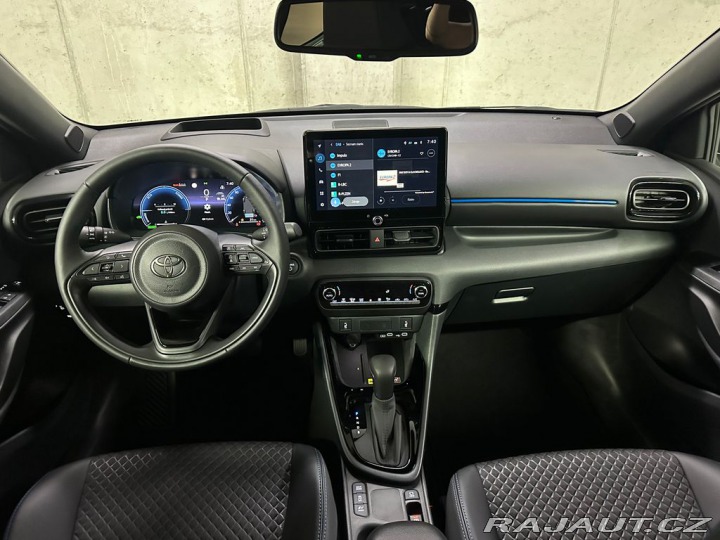 Toyota Yaris 1.5,Hybrid,Premiere Editi 1800
