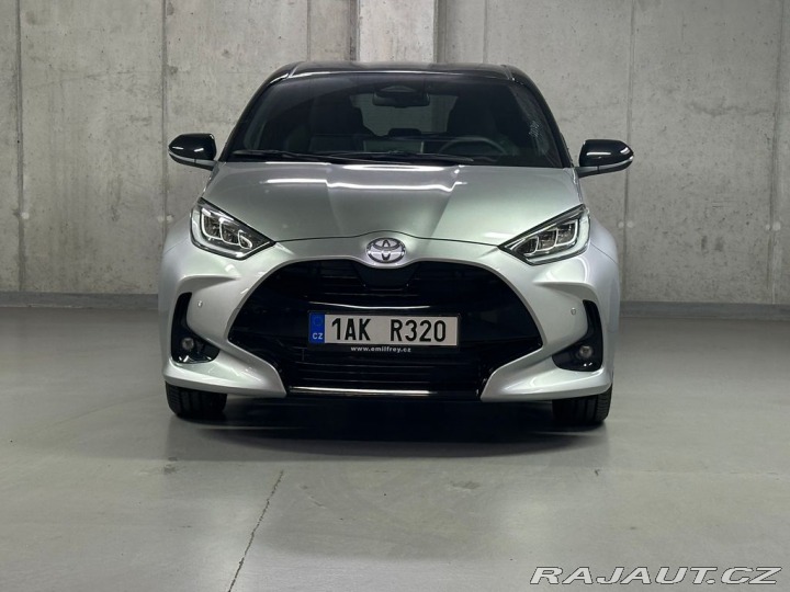 Toyota Yaris 1.5,Hybrid,Premiere Editi 1800