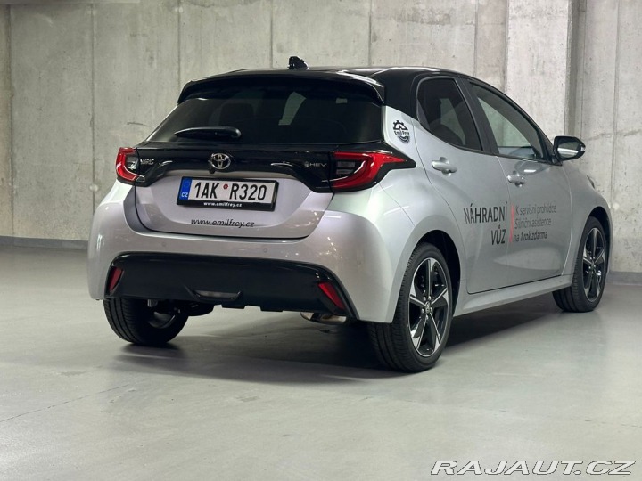Toyota Yaris 1.5,Hybrid,Premiere Editi 1800