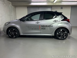 Toyota Yaris Premiere Edition 1.5 Hybr 1800