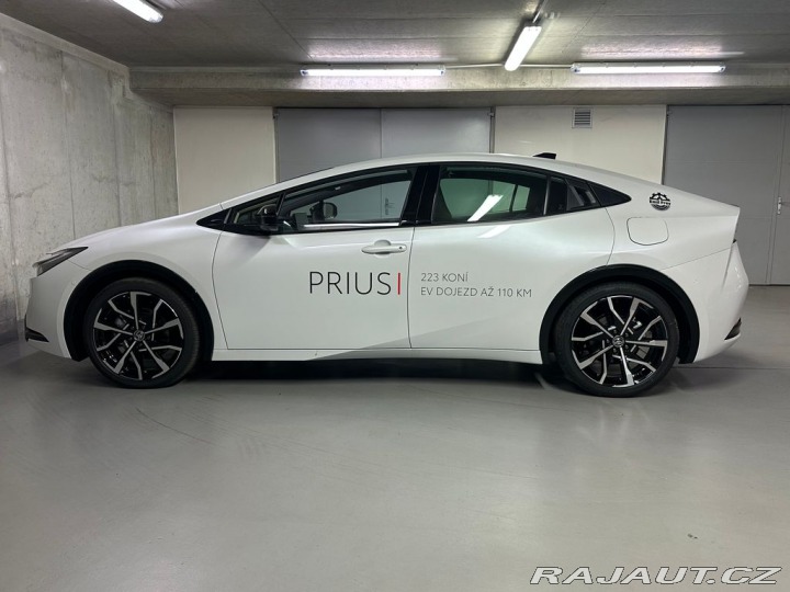 Toyota Prius 2.0, HEV, Plug-in, Execut 1800