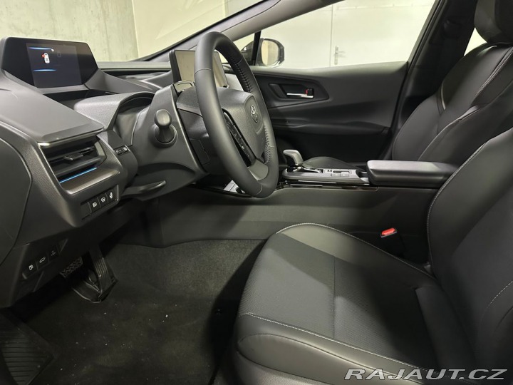 Toyota Prius Executive Solar roof Plu 1800