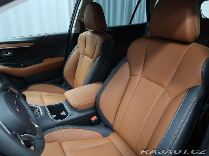 Subaru Outback 4x4 AWD TOURING + hnědá 2025