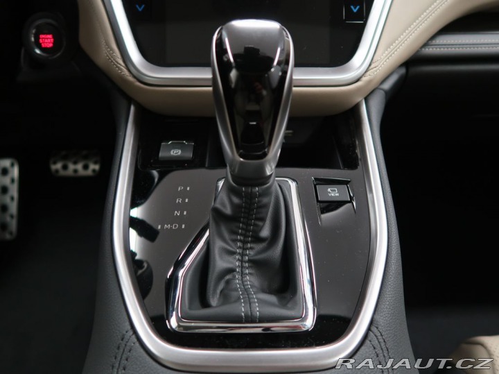 Subaru Outback TOURING 4X4. K odběru ihn 2025