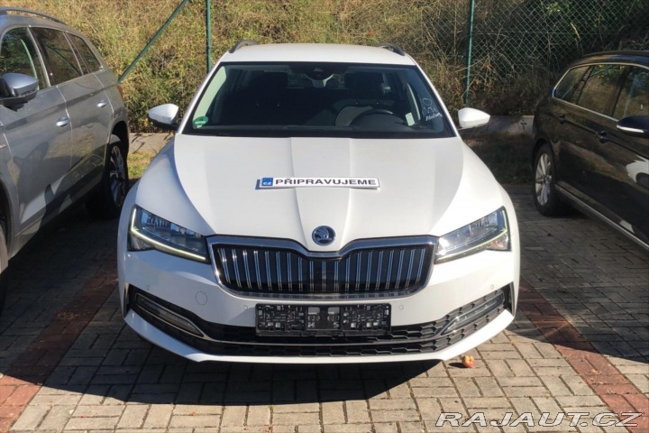 Škoda Superb 1,4 TSI iV 160kW DSG AMBI 2021