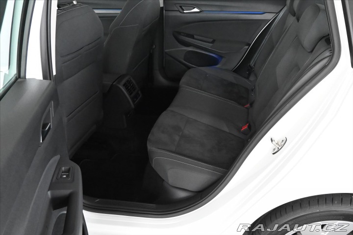 Volkswagen Golf 2,0 TDI 110kW DSG Style Z 2021