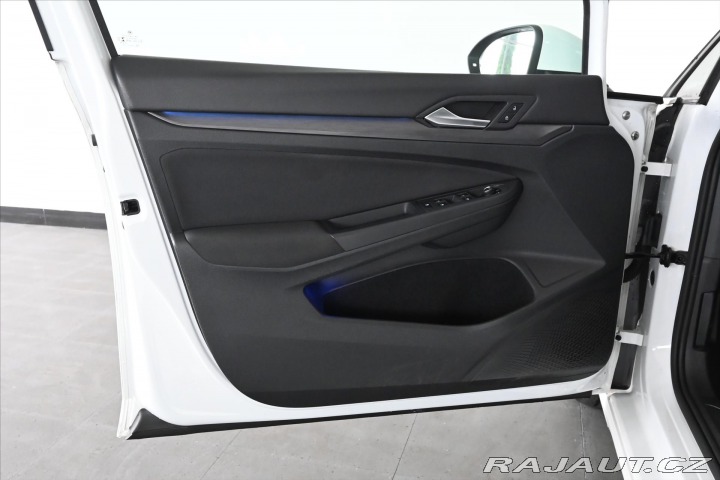 Volkswagen Golf 2,0 TDI 110kW DSG Style Z 2021