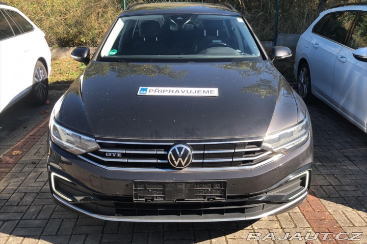 Volkswagen Passat 1,4 GTE 160kW DSG VŮZ PŘI 2021