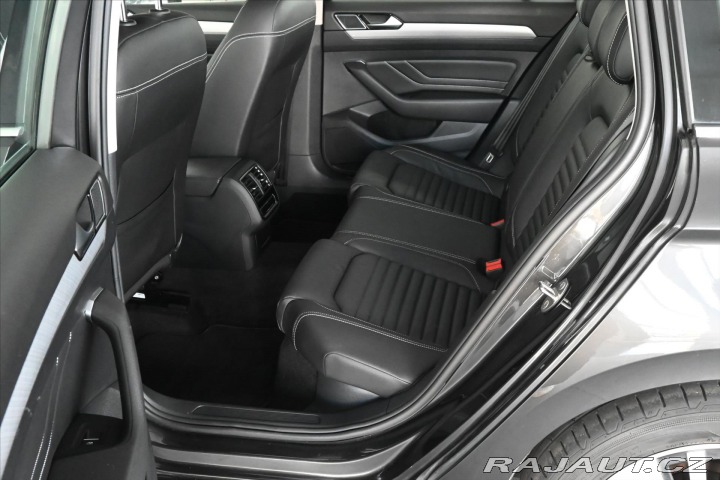 Volkswagen Passat 1,4 GTE 160kW DSG ELEGANC 2021