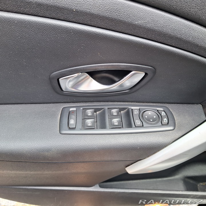 Renault Fluence  2010